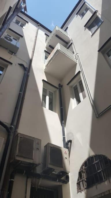 Apartamento Still Und Stilvoll Im Stadtzentrum Trieste Exterior foto